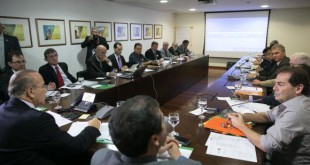 O ministro da Casa Civil, Eliseu Padilha, reúne-se com sindicalistas para discutir a reforma da Previdência Valter Campanato/Agência Brasil